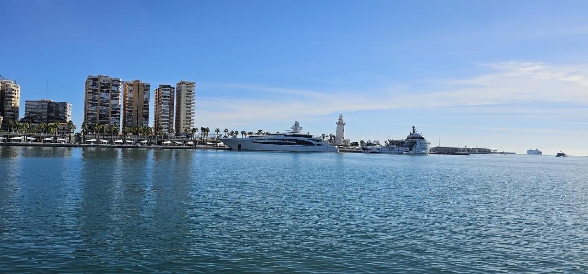 Beach & Sea Malaga Exterior photo